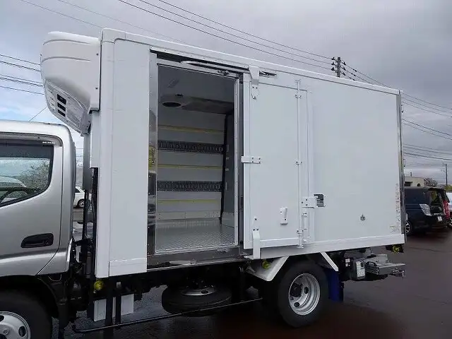 日野 デュトロ 小型 冷凍冷蔵 低温 パワーゲートの中古トラック画像3