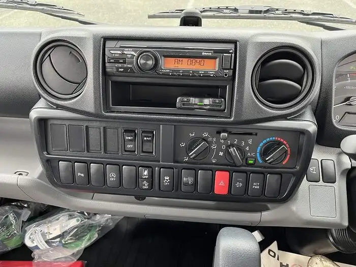 日野 デュトロ 小型 アルミバン 2RG-XZC605M R4の中古トラック画像9