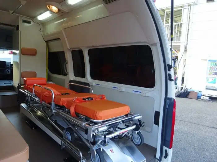 トヨタ ハイエース 小型 特殊車両 CBF-TRH221S H25の中古トラック画像9
