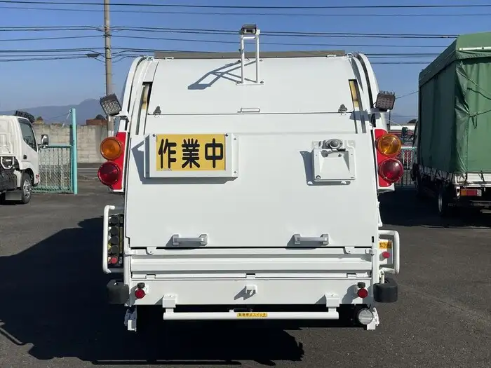 三菱 キャンター 小型 パッカー車 プレス式 TKG-FEA50の中古トラック画像4