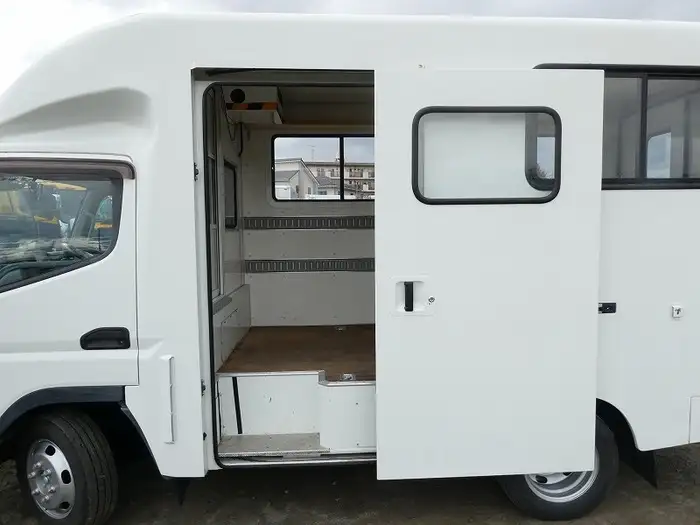 三菱 キャンター 小型 特殊車両 PDG-FD70B H20の中古トラック画像3