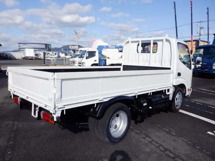 日野 デュトロ 小型 平ボディ SKG-XZC675M H23の中古トラック画像3