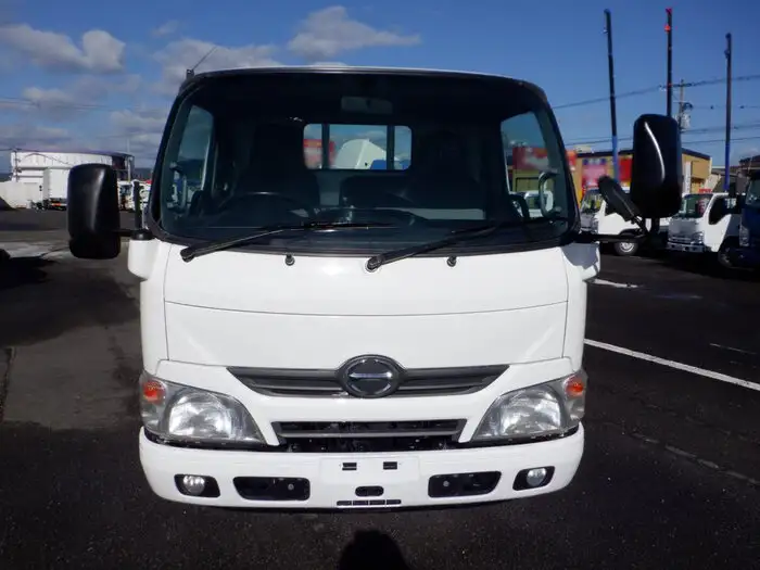 日野 デュトロ 小型 平ボディ SKG-XZC675M H23の中古トラック画像2