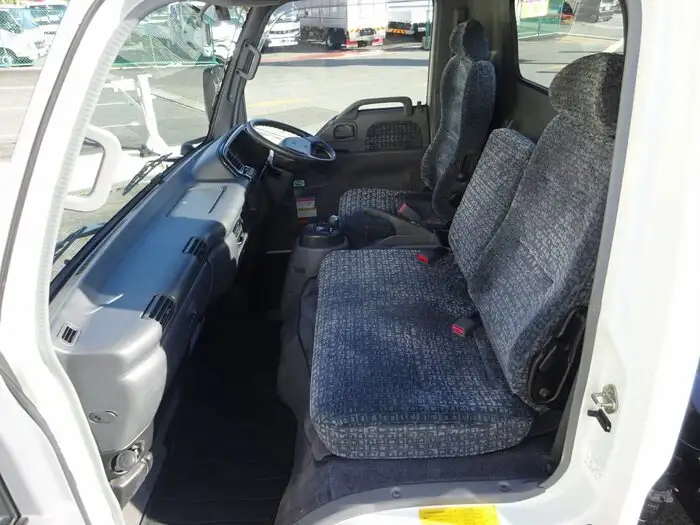 日産UD コンドル 小型 クレーン付 床鉄板 6段の中古トラック画像11