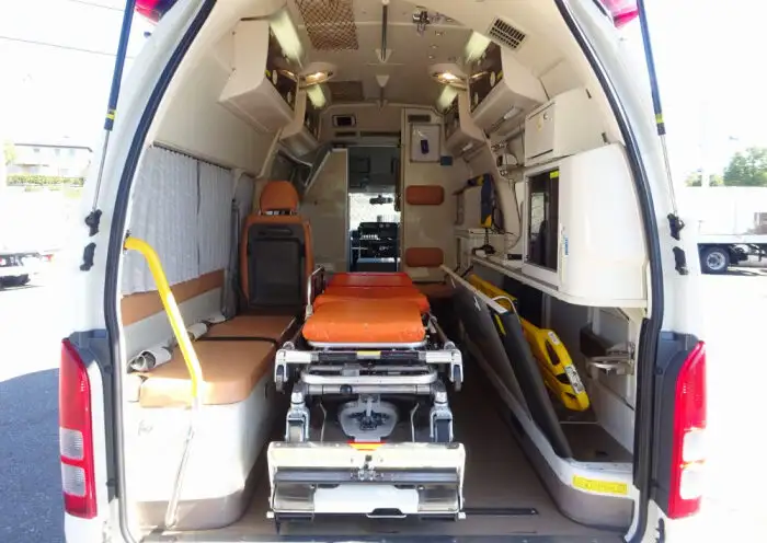 トヨタ ハイエース 小型 特殊車両 CBF-TRH221K H26の中古トラック画像11