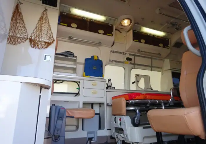 トヨタ ハイエース 小型 特殊車両 CBF-TRH221K H26の中古トラック画像13