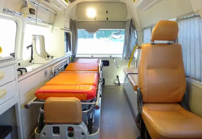 トヨタ ハイエース 小型 特殊車両 CBF-TRH221K H26の中古トラック画像14