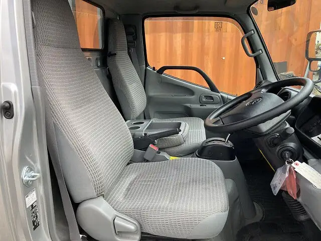 トヨタ ダイナ 小型 平ボディ QDF-KDY231 R2の中古トラック画像8