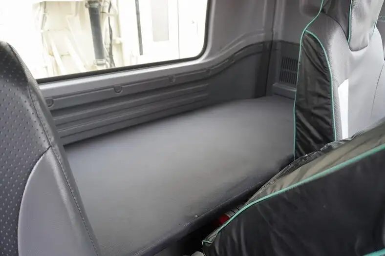 いすゞ フォワード 中型/増トン パッカー車 プレス式 ベッドの中古トラック画像15
