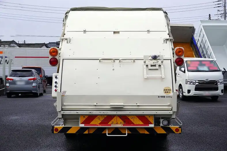 いすゞ フォワード 中型/増トン パッカー車 プレス式 ベッドの中古トラック画像3