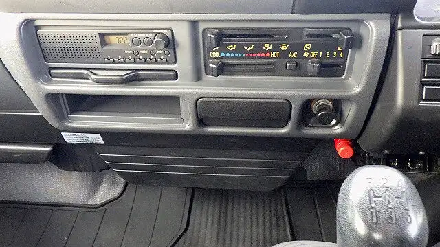 いすゞ エルフ 小型 平ボディ PB-NKR81A H17の中古トラック画像10