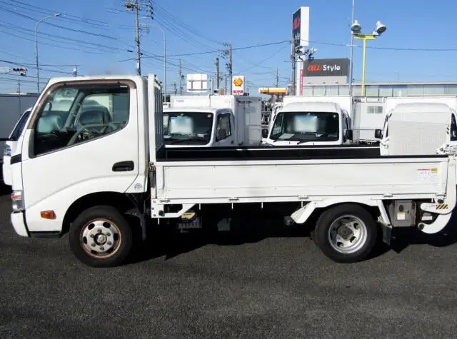 トヨタ ダイナ 小型 平ボディ パワーゲート TRY230の中古トラック画像3