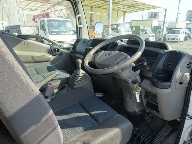 日産 アトラス 小型 平ボディ TKG-SZ2F24 H29の中古トラック画像9
