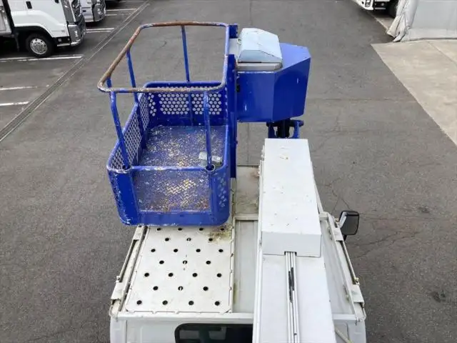 いすゞ エルフ 小型 高所・建柱車 高所作業車 TKG-NKR85YNの中古トラック画像9