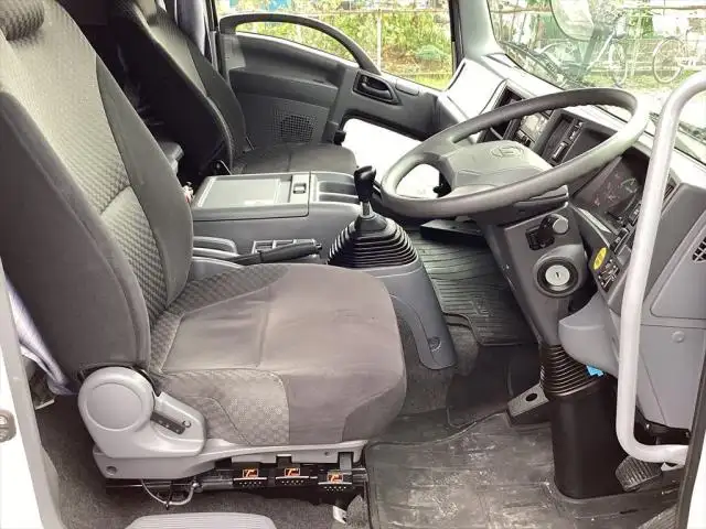 日産UD コンドル 中型/増トン 冷凍冷蔵 低温 パワーゲートの中古トラック画像12