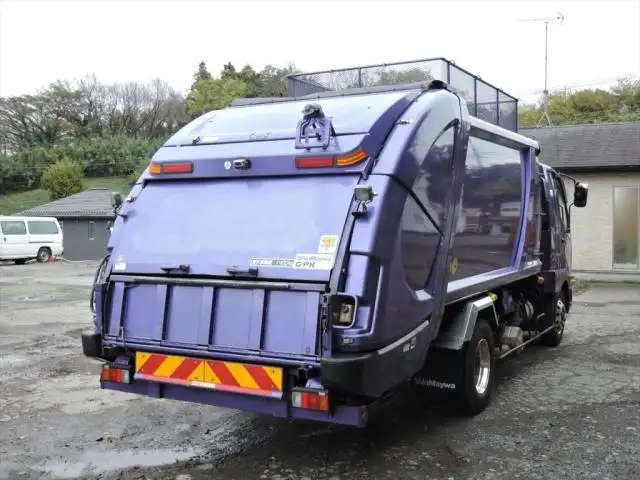 三菱 ファイター 中型/増トン パッカー車 プレス式 ベッドの中古トラック画像4
