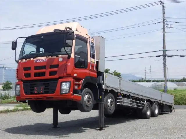 いすゞ ギガ 大型 車両重機運搬 ラジコン ウインチの中古トラック画像1