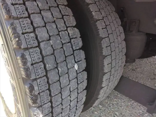 いすゞ フォワード 中型/増トン ウイング ベッド TKG-FRR90T2の中古トラック画像19