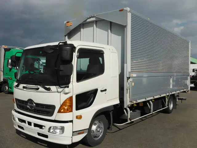 日野 レンジャー 中型/増トン アルミバン パワーゲート エアサスの中古トラック画像1