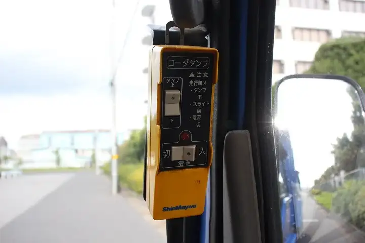 いすゞ エルフ 小型 ダンプ ローダー SKG-NKR85YNの中古トラック画像14