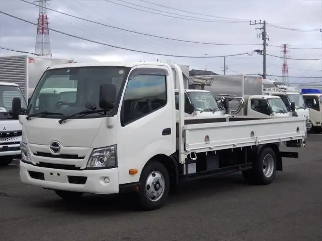 日野 デュトロ 小型 平ボディ 床鉄板 2RG-XZC710Mの中古トラック画像1