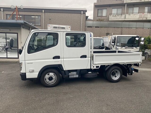 三菱 キャンター 小型 平ボディ Wキャブ(ダブルキャブ) 2RG-FBA20の中古トラック画像3