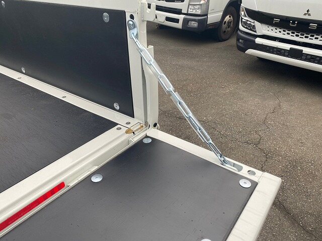 三菱 キャンター 小型 平ボディ Wキャブ(ダブルキャブ) 2RG-FBA20の中古トラック画像10