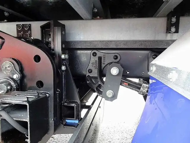 いすゞ エルフ 小型 冷凍冷蔵 低温 パワーゲートの中古トラック画像20