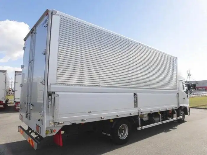 日野 レンジャー 中型/増トン ウイング エアサス ベッドの中古トラック画像3