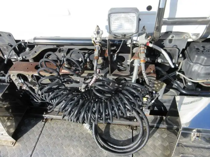 日産UD クオン 大型 トラクター ハイルーフ 1デフの中古トラック画像6