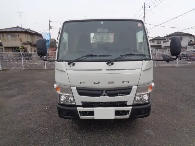 三菱 キャンター 小型 平ボディ TKG-FEA50 H27の中古トラック画像1