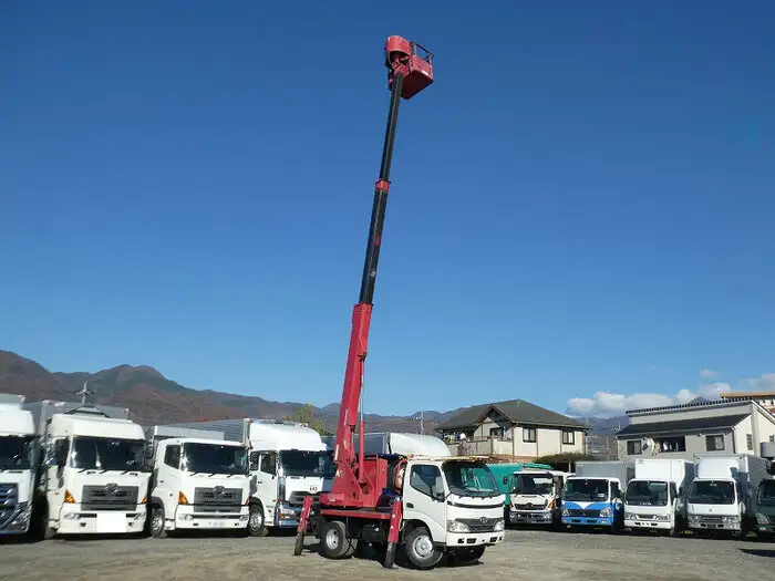 トヨタ ダイナ 小型 高所・建柱車 高所作業車 BDG-XZU304Hの中古トラック画像5