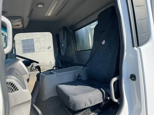 日産UD コンドル 中型/増トン 平ボディ アルミブロック エアサスの中古トラック画像11