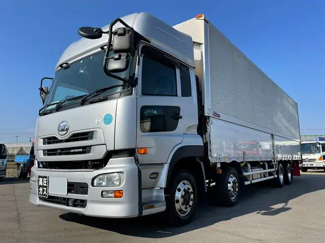 日産UD クオン 大型 ウイング ハイルーフ エアサスの中古トラック画像1