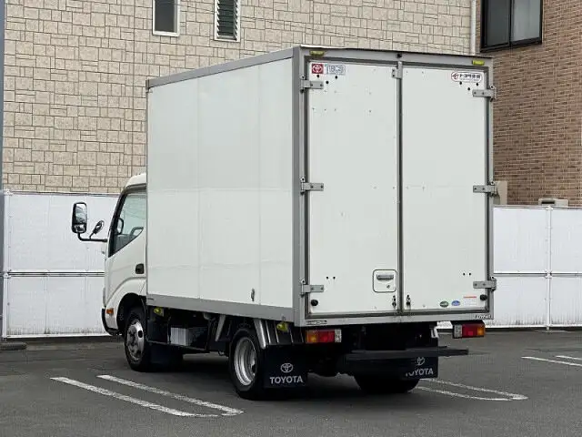トヨタ ダイナ 小型 アルミバン TKG-XZC605 H28の中古トラック画像4