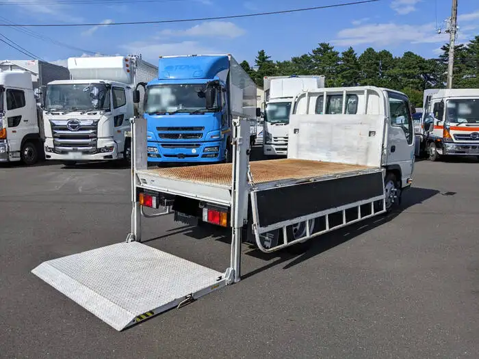 いすゞ エルフ 小型 平ボディ パワーゲート 床鉄板の中古トラック画像5
