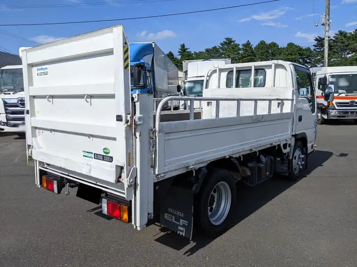 いすゞ エルフ 小型 平ボディ パワーゲート 床鉄板の中古トラック画像3