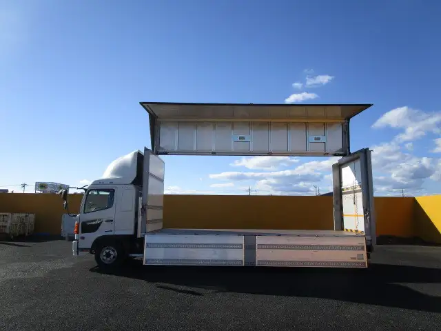 日野 レンジャー 中型/増トン ウイング パワーゲート エアサスの中古トラック画像3
