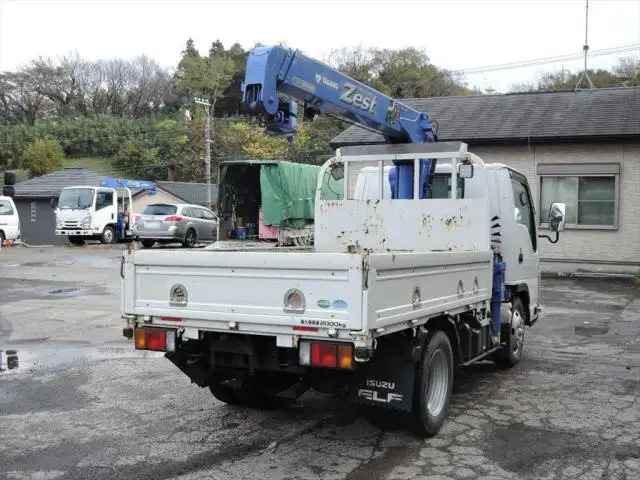 いすゞ エルフ 小型 クレーン付 3段 ラジコンの中古トラック画像4