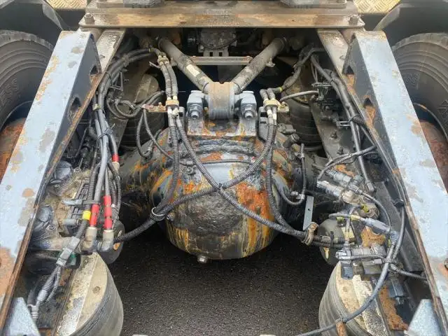 いすゞ ギガ 大型 トラクター ハイルーフ 1デフの中古トラック画像8