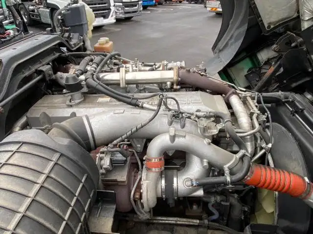 いすゞ ギガ 大型 トラクター ハイルーフ 1デフの中古トラック画像像17