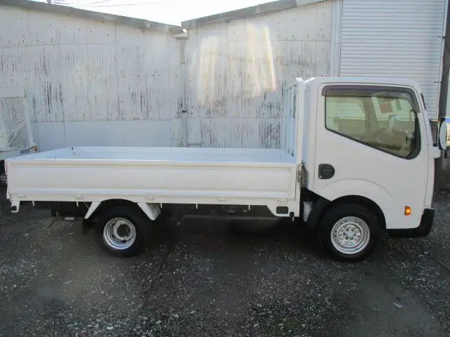 日産 アトラス 小型 平ボディ CBF-SQ2F24 H23の中古トラック画像2