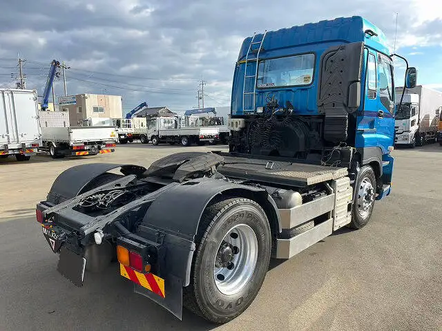 いすゞ ギガ 大型 トラクター ハイルーフ 1デフの中古トラック画像5