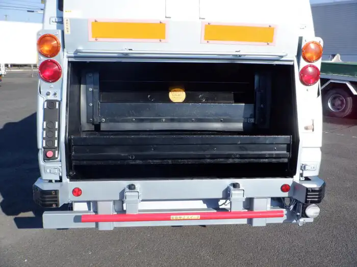 いすゞ エルフ 小型 パッカー車 巻き込み式 BKG-NMR85Nの中古トラック画像5
