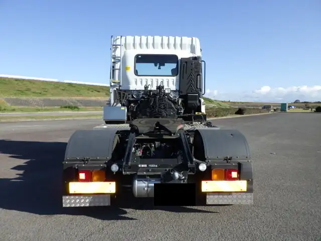 いすゞ ギガ 大型 トラクター ハイルーフ 1デフの中古トラック画像5