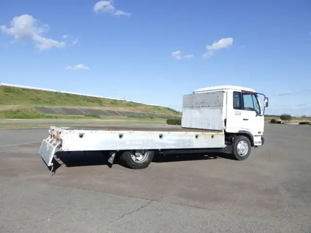 日産UD コンドル 中型/増トン 平ボディ 床鉄板 ベッドの中古トラック画像5