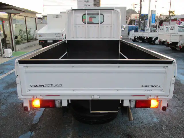 日産 アトラス 小型 平ボディ 床鉄板 CBF-SQ2F24の中古トラック画像4