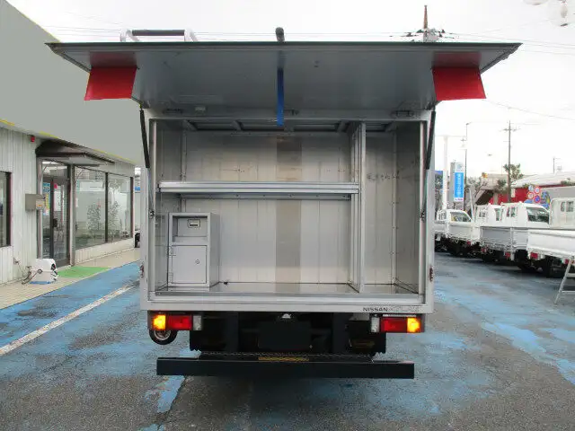 日産 アトラス 小型 アルミバン ボトルカー サイドドアの中古トラック画像9