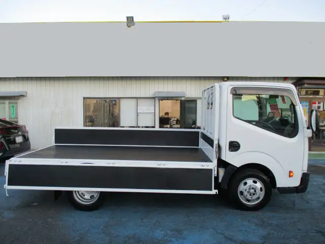 日産 アトラス 小型 平ボディ CBF-SQ2F24 H22の中古トラック画像6