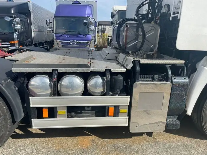 日野 プロフィア 大型 トラクター ハイルーフ 2デフの中古トラック画像11